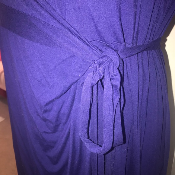 Plus size dress - Picture 3 of 4